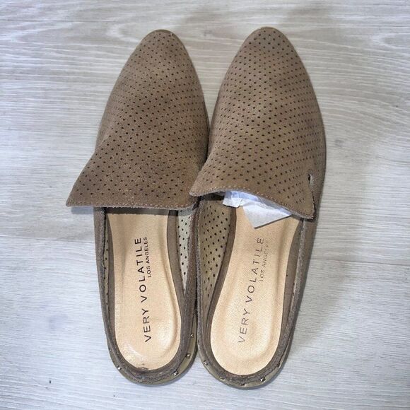 Very Volatile Mesquite Perf Mule Brown Suede Women's 9 - Picture 9 of 9